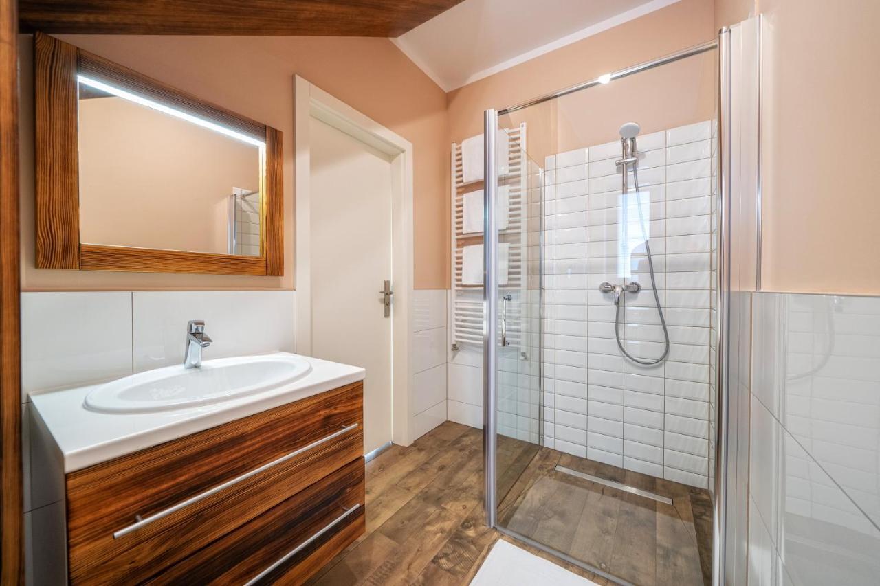 Apartamenty "Goralskie Katy" Agroturystyka Szaflary Eksteriør billede